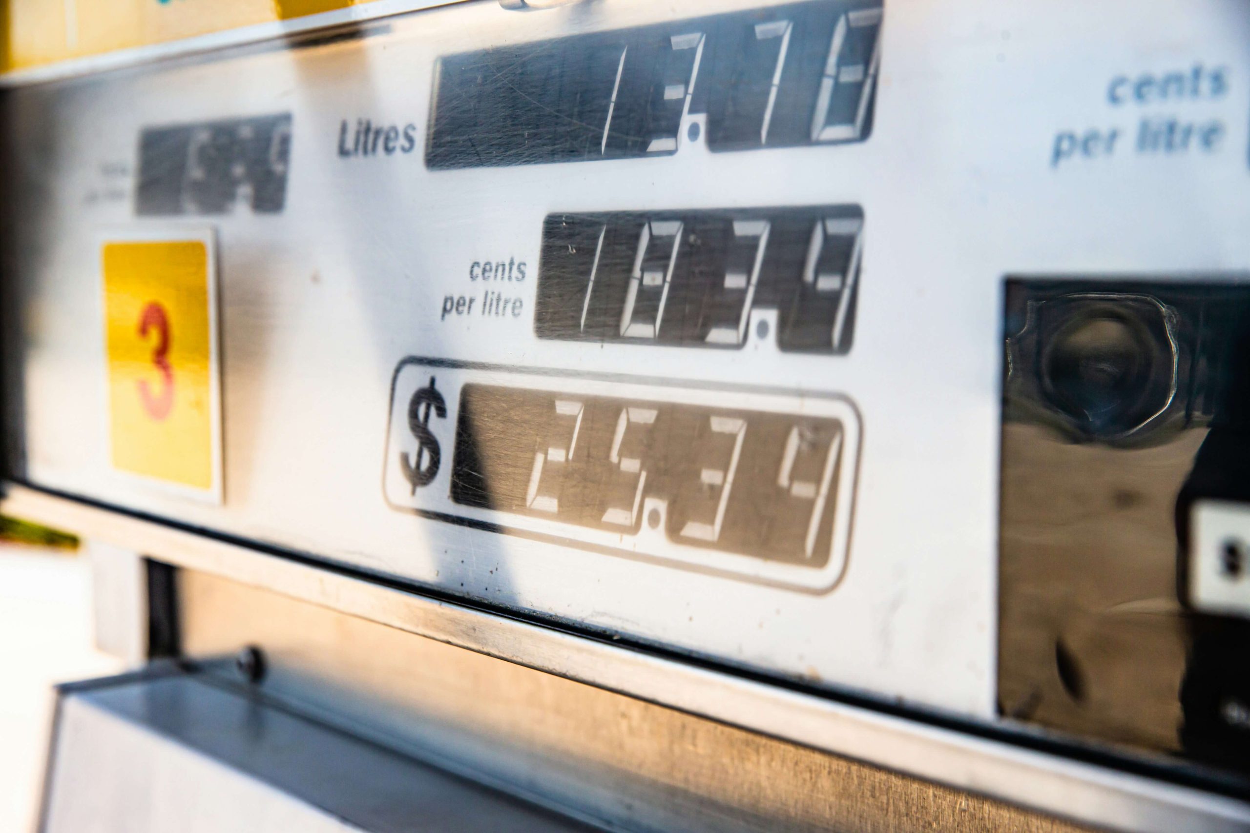 Il caro-benzina a Ferragosto ha reso ancora più salata la vacanza degli italiani